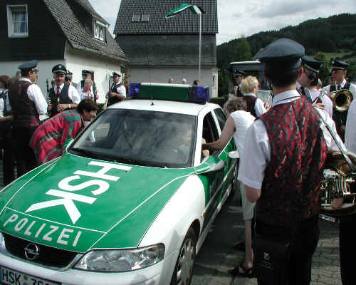 ... Verpflegungsstation von unserem "Freund & Helfer"